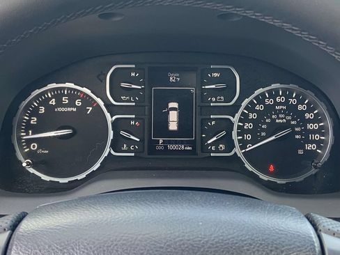 Used 2018 Toyota Tundra Limited AWD/4WD image 36