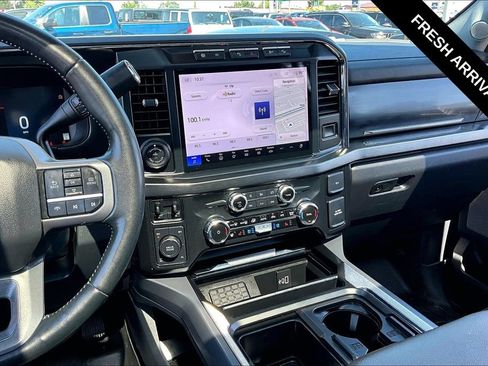 Used 2024 Ford F350 Lariat w/ Lariat Ultimate Package AWD/4WD image 9