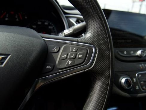 Used 2024 Chevrolet Malibu LT FWD image 20