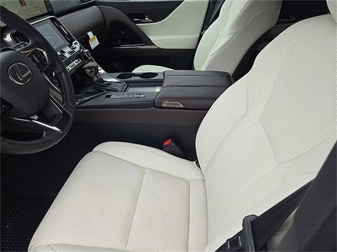 New 2025 Lexus LX 600 4WD w/ Luxury Package image 13