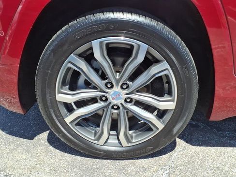 Certified 2020 GMC Terrain Denali w/ Denali Premium Package AWD/4WD image 11