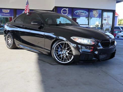 Used 2014 BMW M235i Coupe image 3