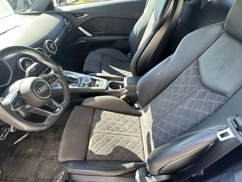 Used 2018 Audi TT 2.0T w/ Technology Package image 16