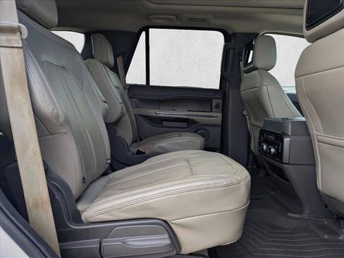 Used 2018 Ford Expedition Limited AWD/4WD image 19