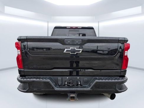 Used 2022 Chevrolet Silverado 3500 LTZ w/ LTZ Plus Package image 4