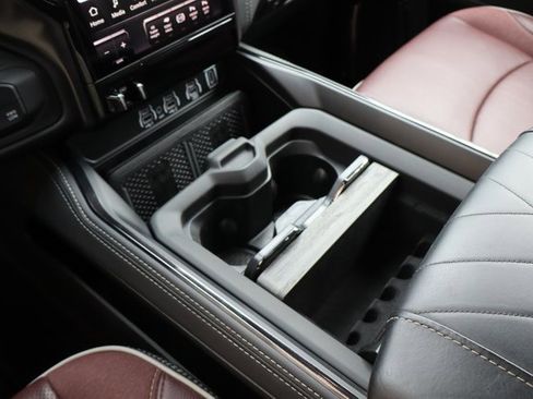 Used 2025 RAM 3500 Limited w/ Max Tow Package image 31