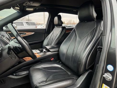 Used 2018 Lincoln MKX Reserve w/ Lincoln MKX Climate Package image 29