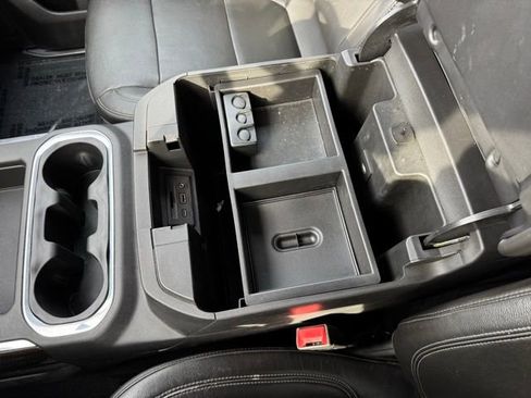 Used 2020 Chevrolet Silverado 1500 RST image 17