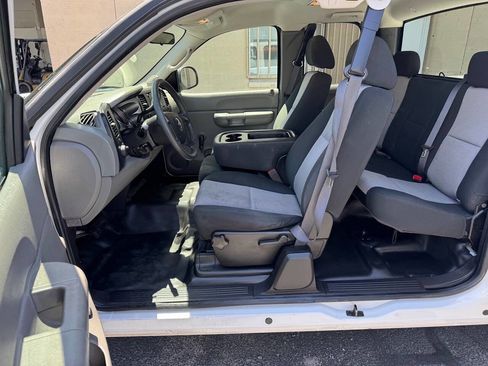 Used 2008 Chevrolet Silverado 2500 W/T RWD image 16