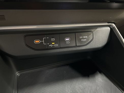 New 2026 Kia Carnival LXS image 20