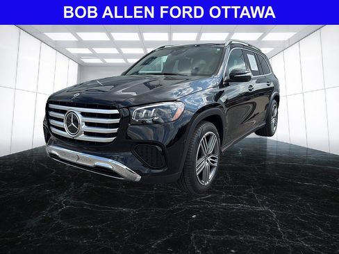 Used 2025 Mercedes-Benz GLS 450 4MATIC image 1