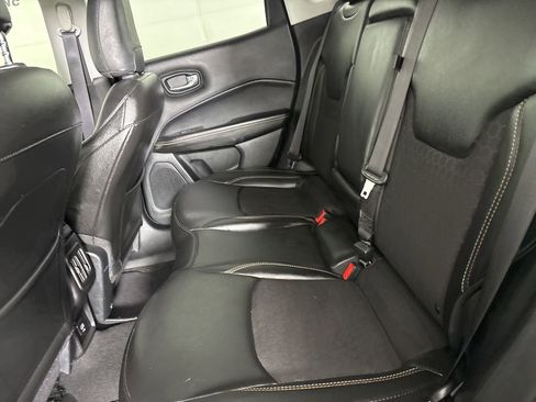 Used 2021 Jeep Compass Latitude image 21