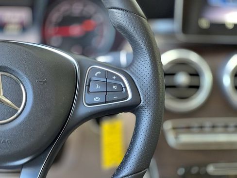 Used 2018 Mercedes-Benz GLC 300 image 39