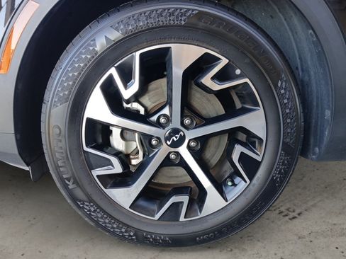 Used 2023 Kia Sportage EX image 14