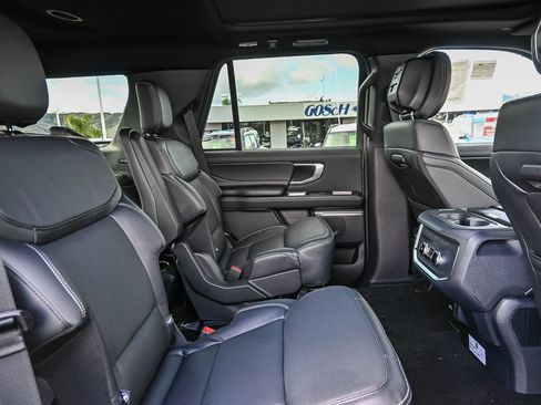 New 2026 Ford Expedition Platinum w/ Stealth Appearance Package AWD/4WD image 12