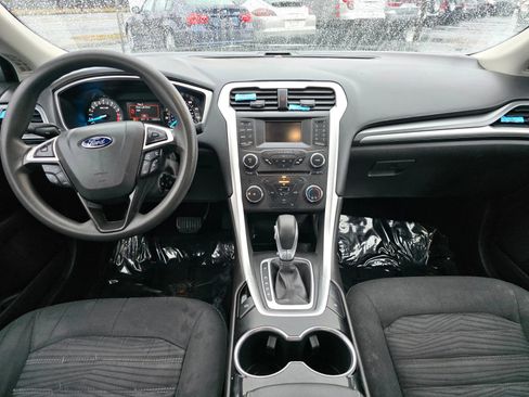 Used 2016 Ford Fusion SE FWD image 17