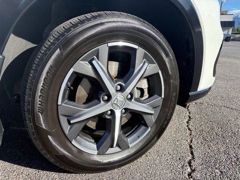 Used 2024 Honda HR-V EX-L image 2