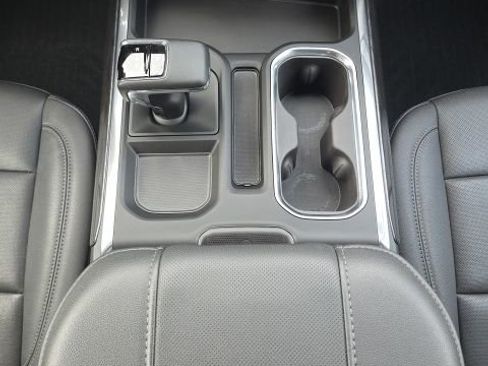 Used 2025 Chevrolet Silverado 1500 LTZ AWD/4WD image 43