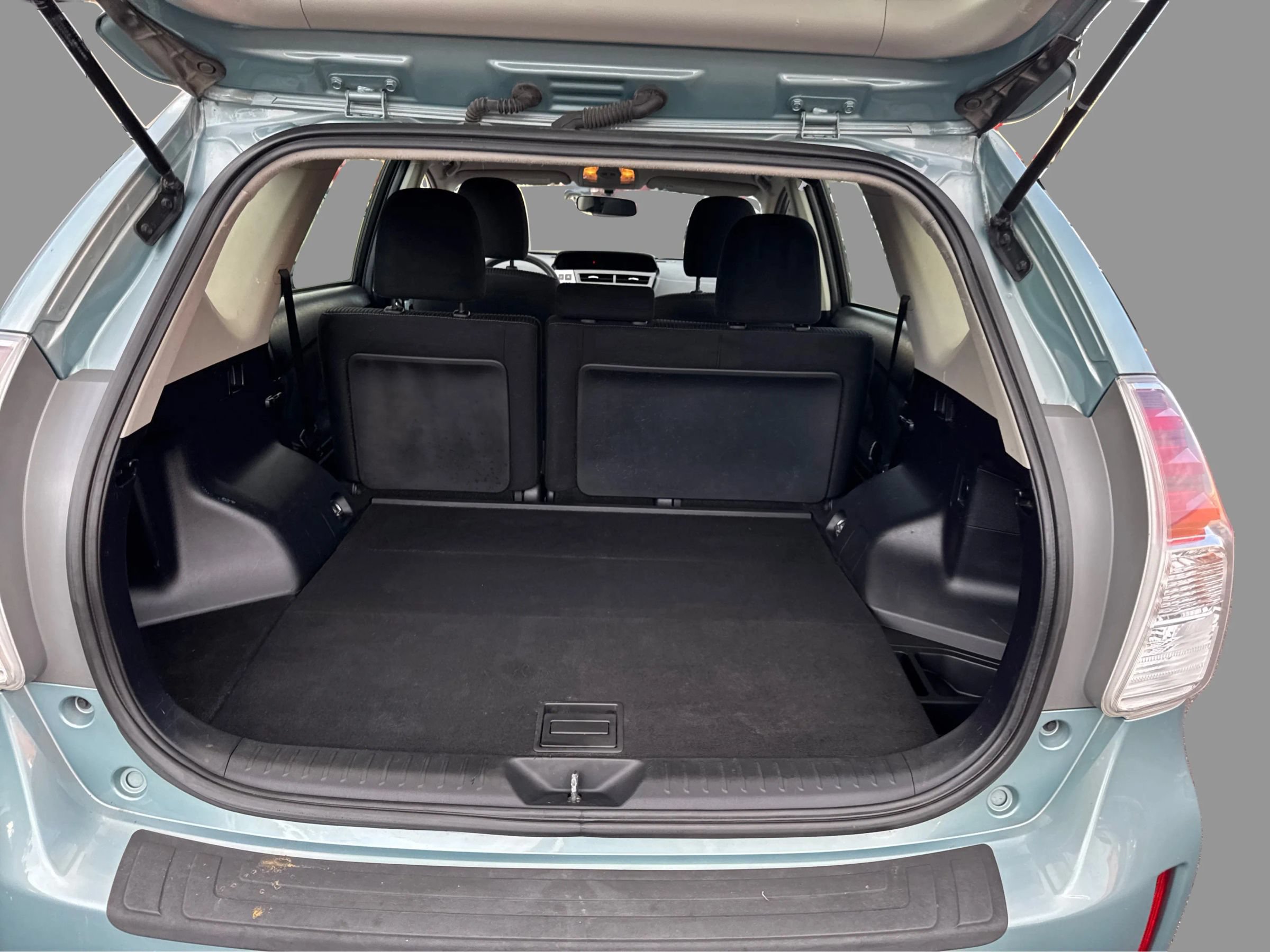 Used 2015 Toyota Prius V Three FWD image 14