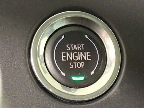 Used 2019 Chevrolet Blazer LT w/ Sun and Wheels Package image 26