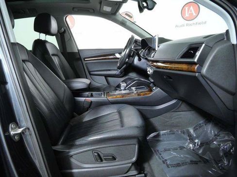 Used 2018 Audi Q5 2.0T Premium Plus w/ Premium Plus Package AWD/4WD image 11