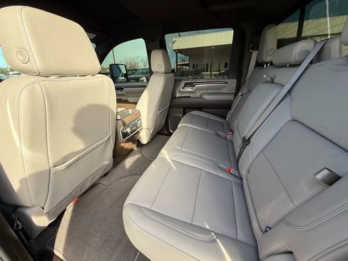 Used 2024 GMC Sierra 2500 SLT w/ Texas SLT Premium Package image 14