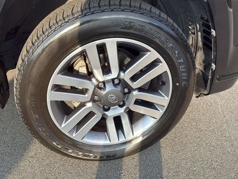 Used 2022 Toyota 4Runner TRD Sport w/ Technology Package image 11