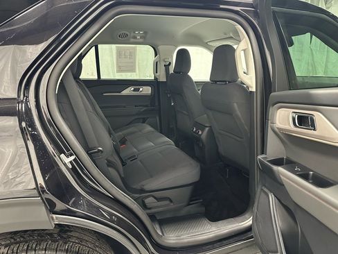 Used 2025 Ford Explorer Active image 49