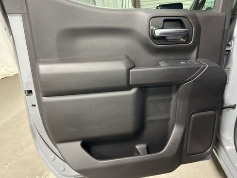 Used 2024 Chevrolet Silverado 1500 Custom image 19