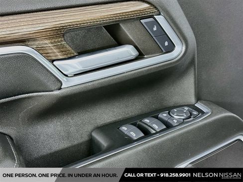 Used 2024 Chevrolet Silverado 2500 LT w/ Convenience Package AWD/4WD image 18