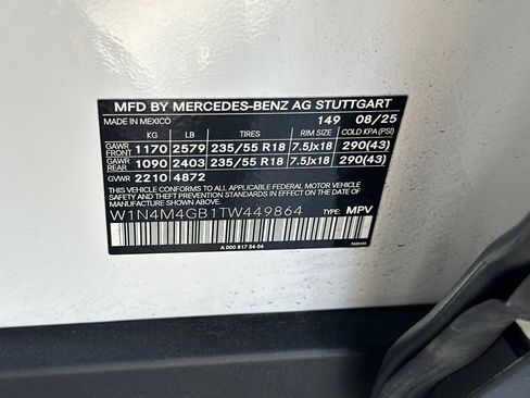 Certified 2026 Mercedes-Benz GLB 250 image 28