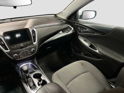 Used 2024 Chevrolet Malibu LT FWD image 23