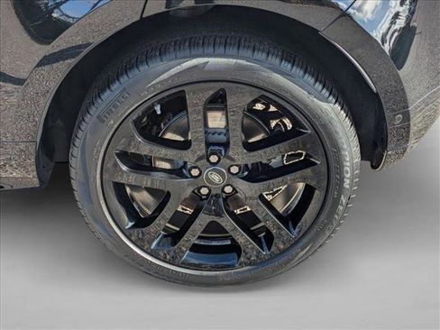 Used 2020 Land Rover Range Rover Evoque R-Dynamic HSE image 23