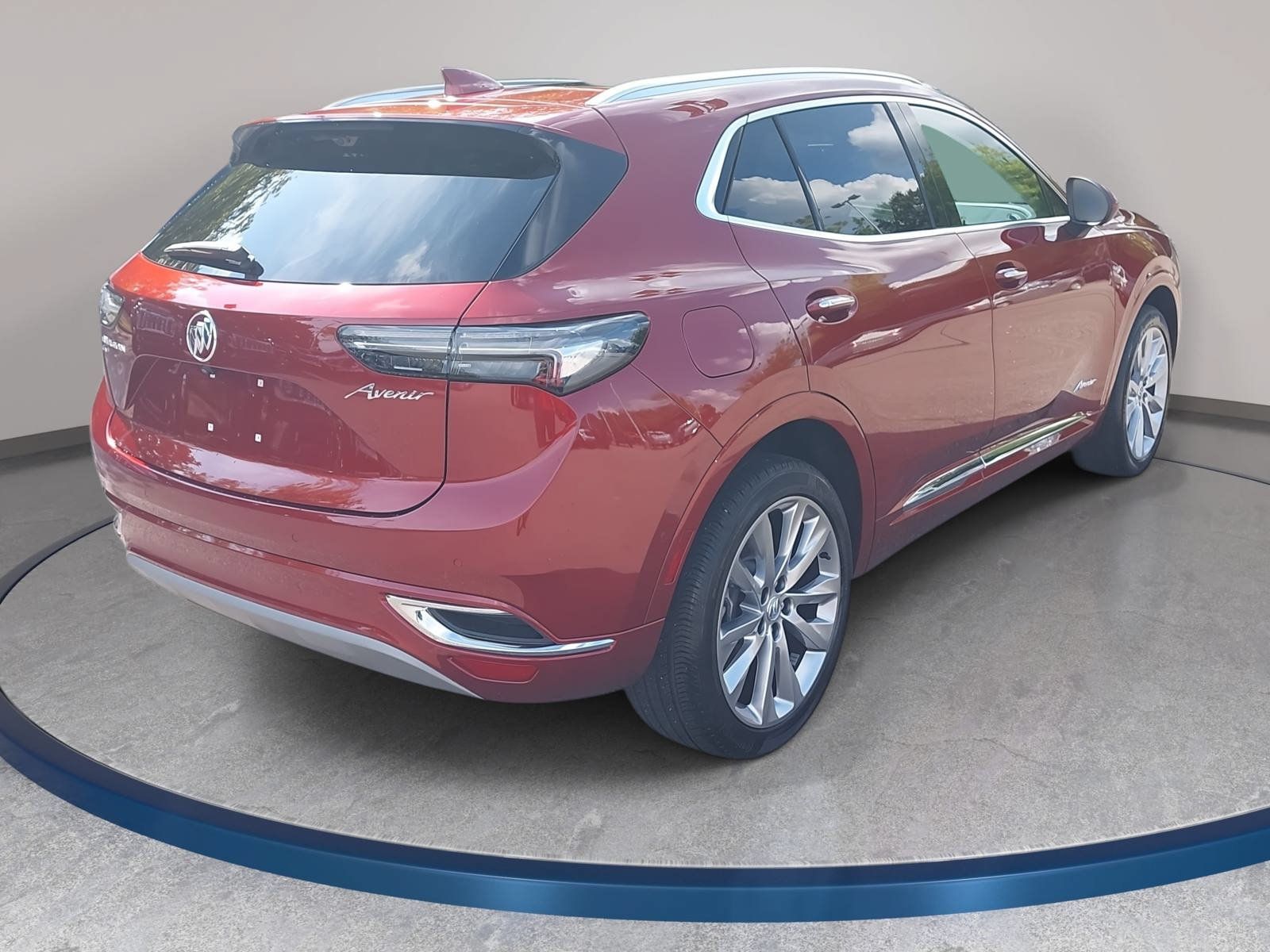 Used 2023 Buick Envision Avenir AWD/4WD image 5