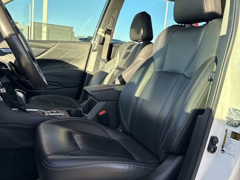Used 2023 Subaru Forester Touring image 10