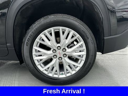 Used 2024 GMC Acadia Elevation image 11