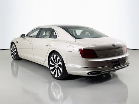 New 2026 Bentley Flying Spur image 5