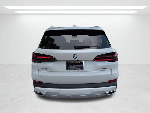 New 2026 BMW X5 xDrive40i w/ Parking Assistance Package AWD/4WD image 5
