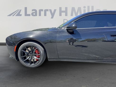 Used 2024 Dodge Charger Scat Pack w/ Plus Group image 10