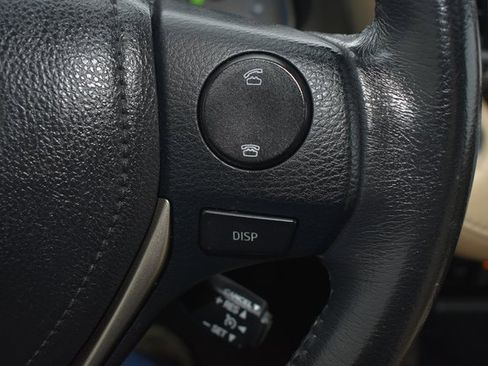 Used 2013 Toyota RAV4 Limited image 21