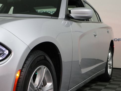 Used 2021 Dodge Charger SXT w/ Leather Interior Group image 11