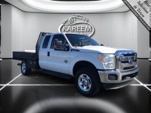 Used 2012 Ford F350 XLT w/ XLT Interior Pkg image 3