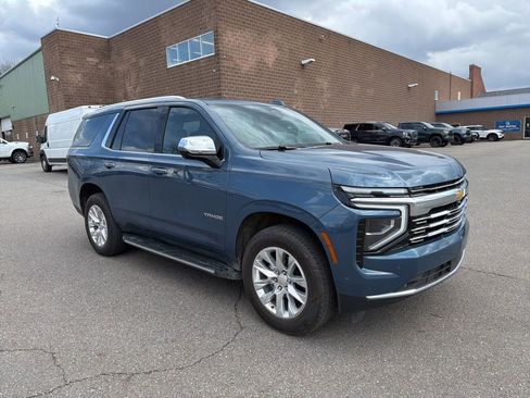 Used 2025 Chevrolet Tahoe Premier image 2