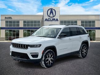 Used 2023 Jeep Grand Cherokee Limited AWD/4WD video 1