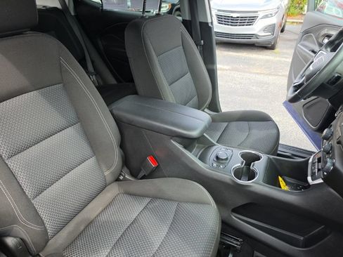 Certified 2023 GMC Terrain SLE w/ Driver Convenience Package AWD/4WD image 25