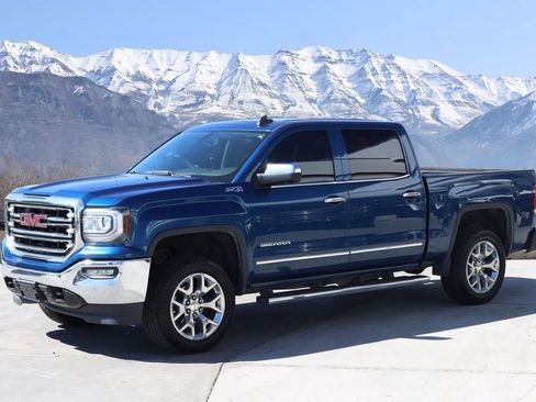 Used 2017 GMC Sierra 1500 SLT w/ SLT Premium Package AWD/4WD image 2