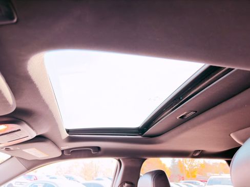 Used 2024 Dodge Durango GT image 19