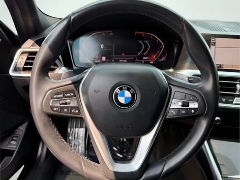 Used 2020 BMW 330i Sedan w/ Convenience Package RWD image 38
