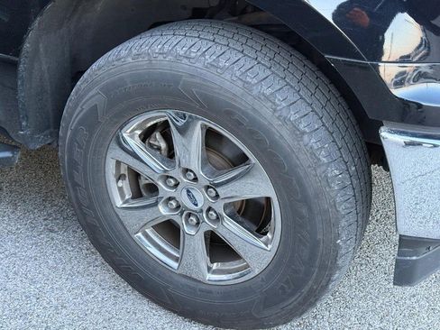 Used 2018 Ford F150 XLT w/ Equipment Group 302A Luxury image 4