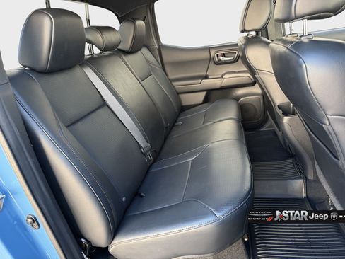 Used 2018 Toyota Tacoma TRD Pro AWD/4WD image 24